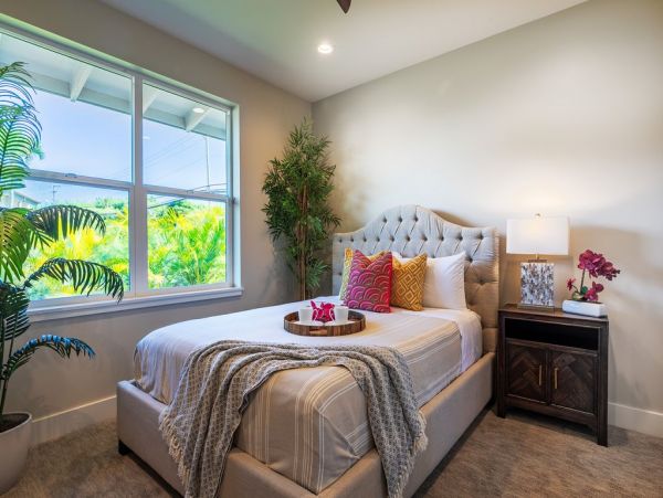 Luxurious Home with Private Pool Just 40 Steps from Beach