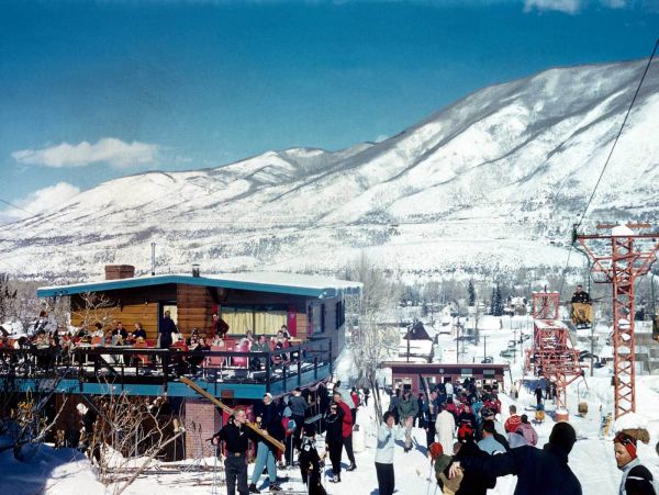 Luxury Aspen Vacation Villa With Magnificent Views Sleeps 8