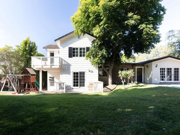 Beautiful 6 Bedroom La Jolla Beach Shores Pool Home
