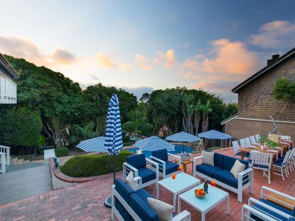 Beautiful 6 Bedroom La Jolla Beach Shores Pool Home