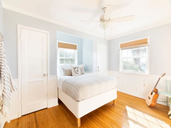 Bay Front Three Bedroom Vacation Home in Mission Beach