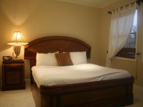 Hollywood Home 959973