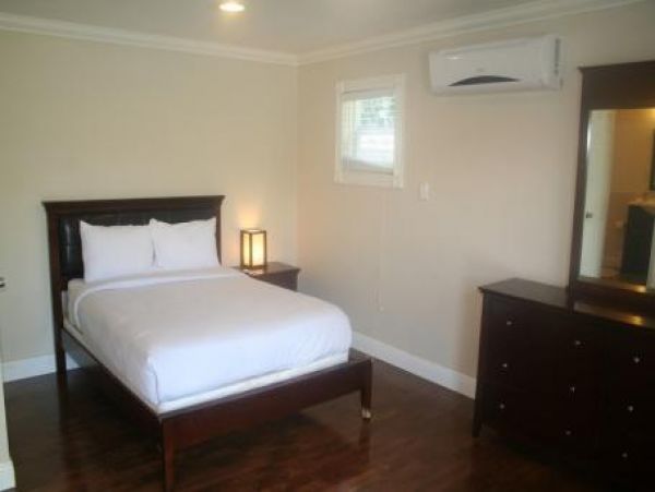 Hollywood Home 959973