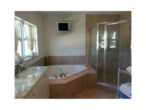Fort Lauderdale Home 959982