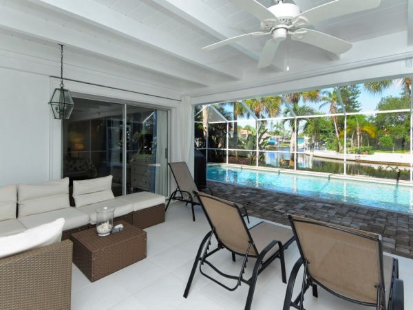 Canal View Siesta Key Vacation Pool Home Walk To Beach
