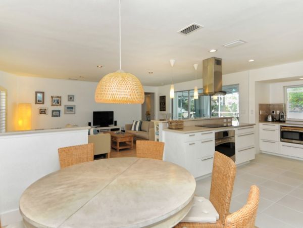 Canal View Siesta Key Vacation Pool Home Walk To Beach