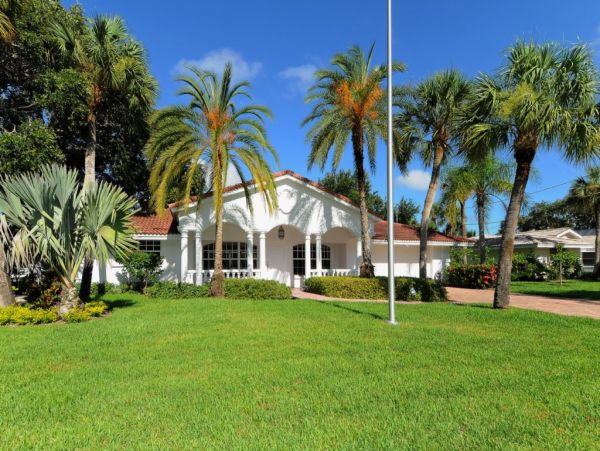 Canal View Siesta Key Vacation Pool Home Walk To Beach