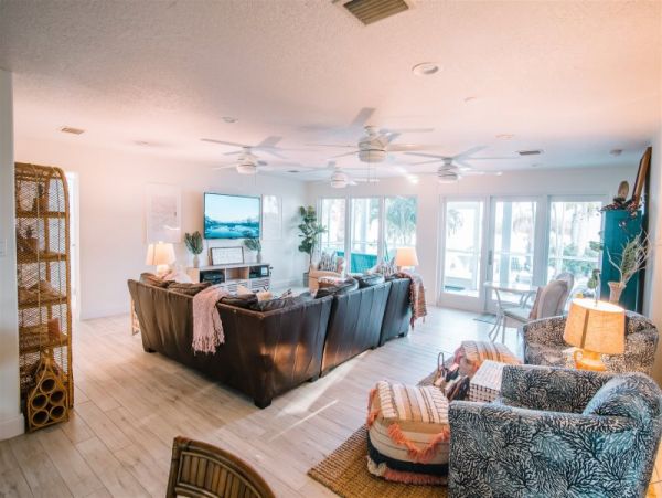 Waterfront Big Pine Key Vacation Pool Home Sleeps 14