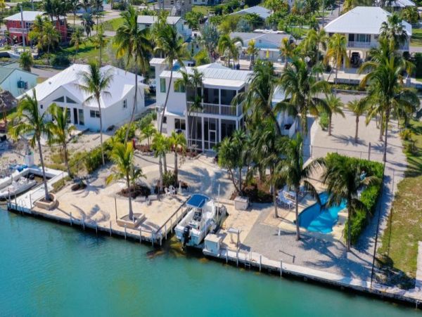 Waterfront Big Pine Key Vacation Pool Home Sleeps 14
