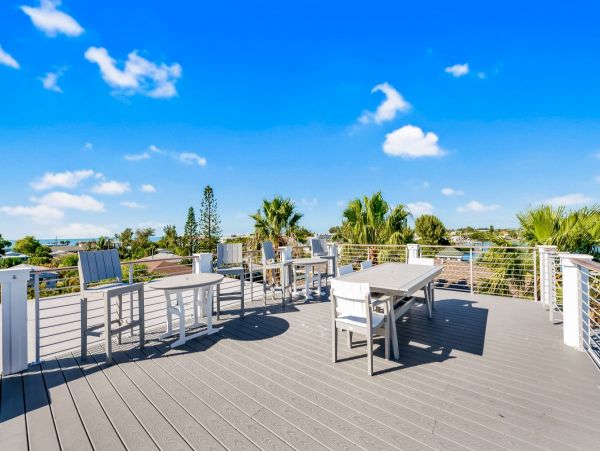 Luxury 5 Bedroom Home with Bay & Gulf Views