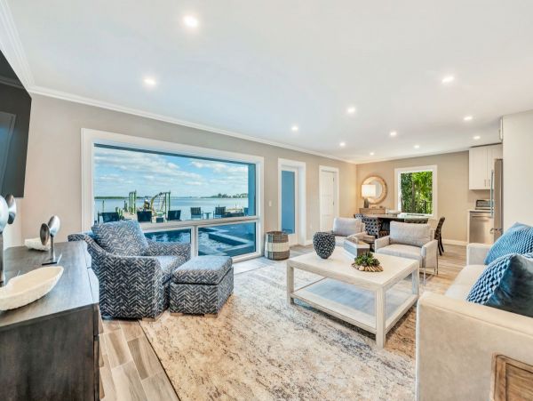 Luxury 5 Bedroom Home with Bay & Gulf Views