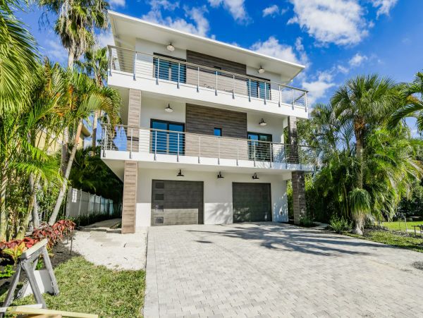 Luxury 5 Bedroom Home with Bay & Gulf Views