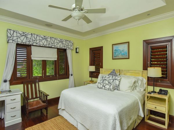 Jamaica Home 960056