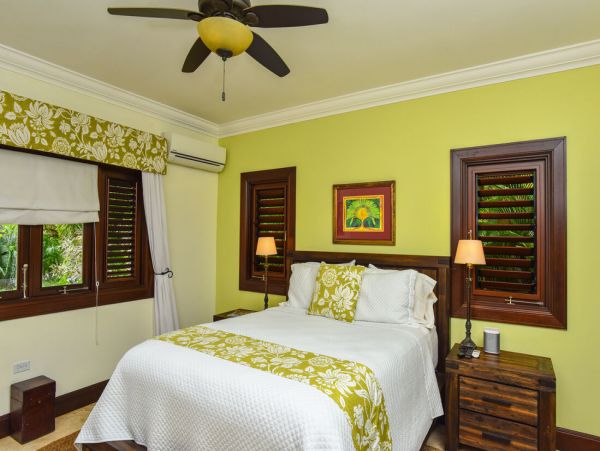 Jamaica Home 960056