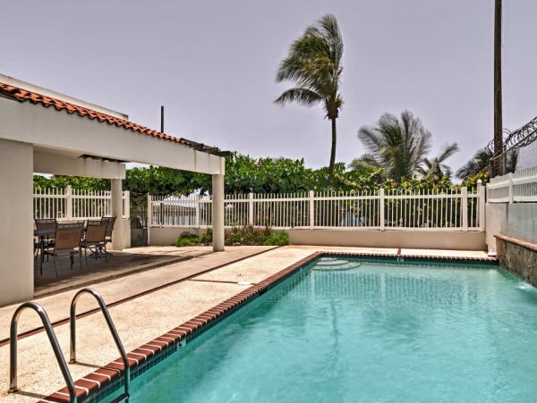 Beautiful End Condo Beachside Communal Pool & Ocean Views