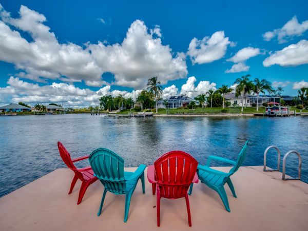 Cape Coral Water Front Vacation Home with Caged Pool & Spa