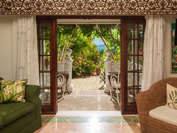 Jamaica Home 960081