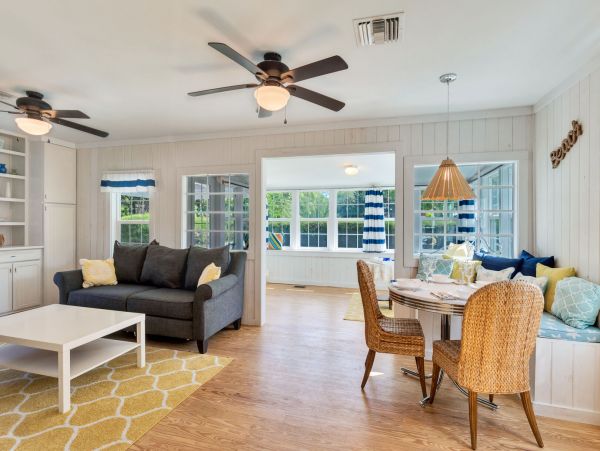Two Bedroom Sanibel Vacation Home Sleeps 6 Guests