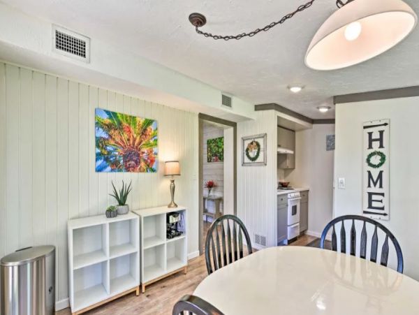 One Bedroom Bradenton Vacation Cottage Sleeps 4 Guests