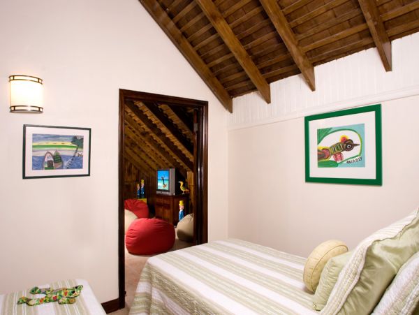 Jamaica Home 960113