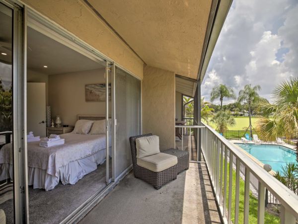 Two Bedroom Sarasota Vacation Condo Sleeps 4 Guests