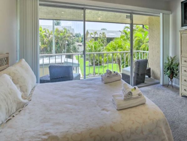 Two Bedroom Sarasota Vacation Condo Sleeps 4 Guests