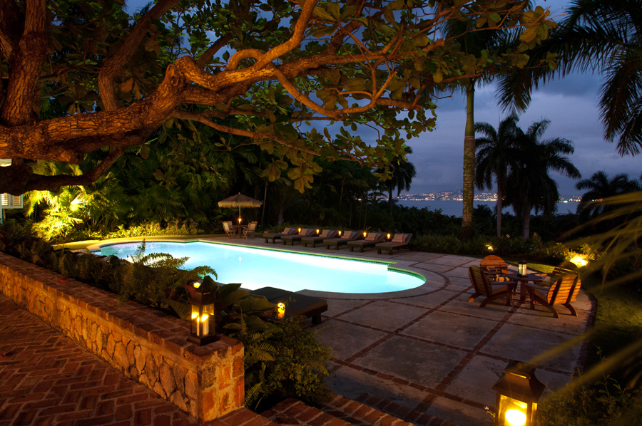 Jamaica Home 960119
