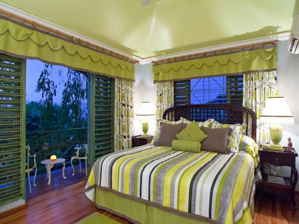 Jamaica Home 960122