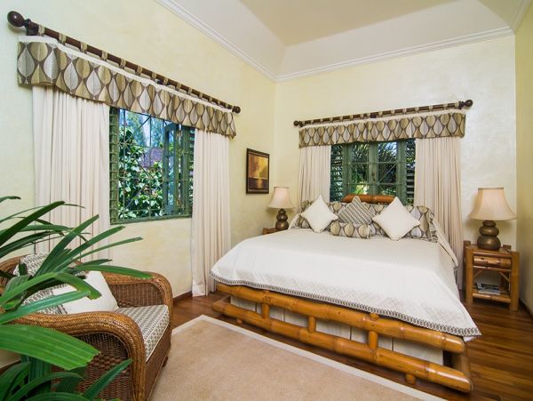 Jamaica Home 960122