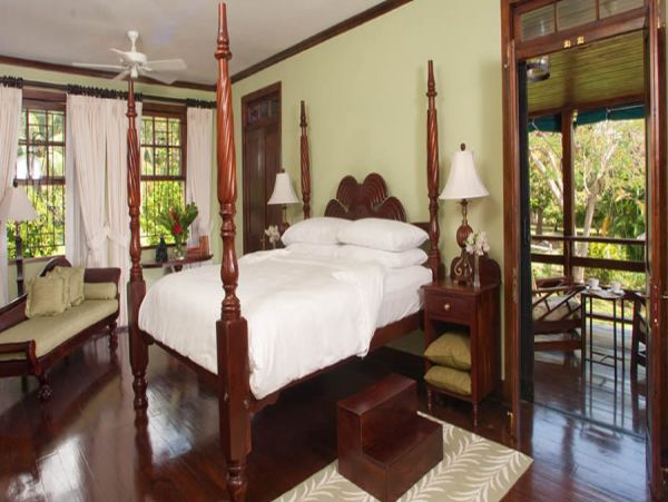 Jamaica Home 960123
