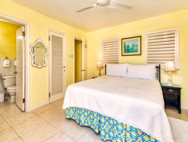 Your Dream Getaway in Montego Bay Sleeps Fourteen Guests