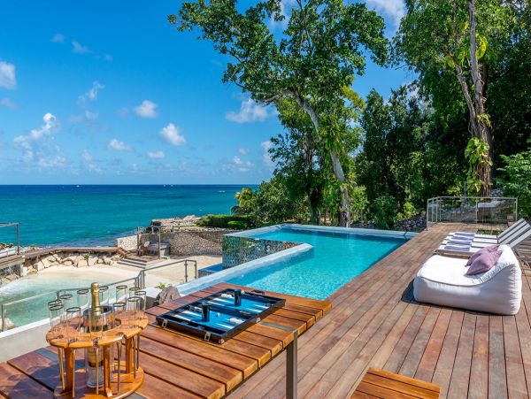 Jamaica Home 960141