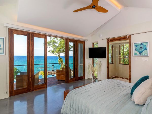 Jamaica Home 960141