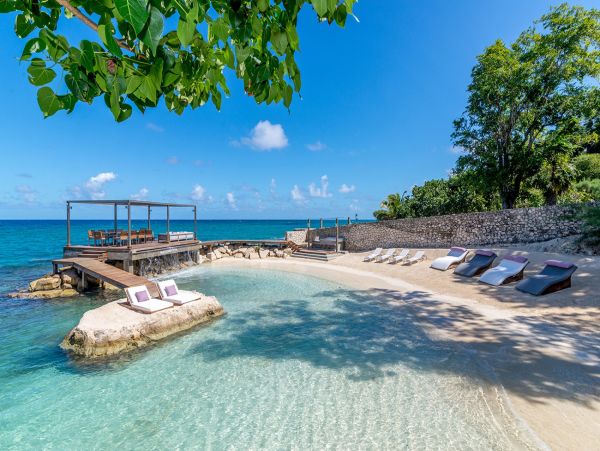 Jamaica Home 960141
