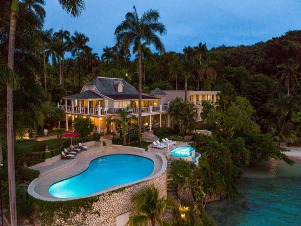 14 Acre Ocho Rios Jamaican Estate with 12 Bedrooms