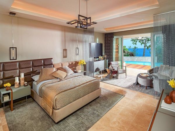 14 Acre Ocho Rios Jamaican Estate with 12 Bedrooms