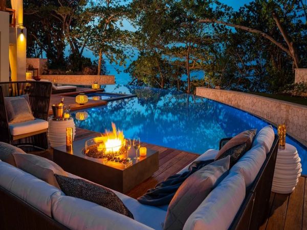 14 Acre Ocho Rios Jamaican Estate with 12 Bedrooms