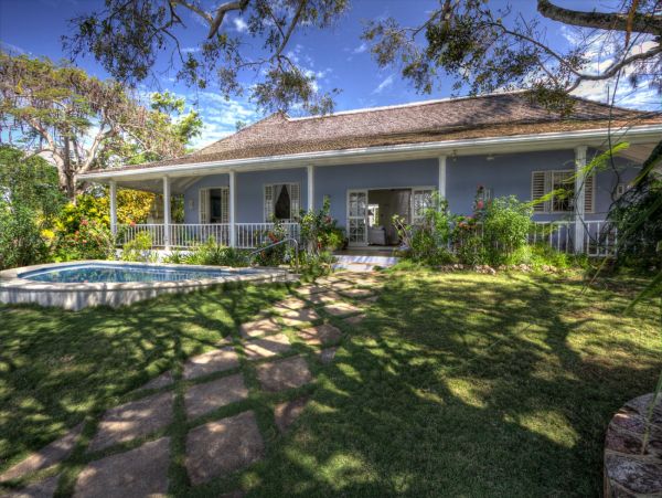 Jamaica Home 960147