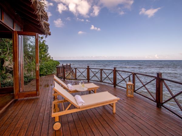 Jamaica Home 960149