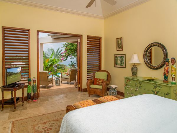 Jamaica Home 960156