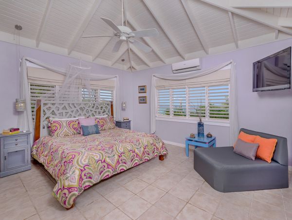 Jamaica Home 960157