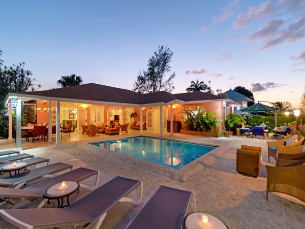 Jamaica Home 960157