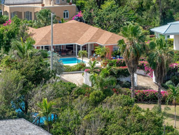 Jamaica Home 960157