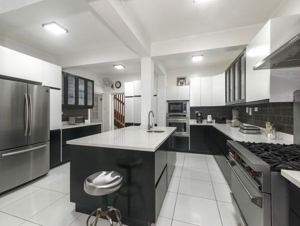 Jamaica Home 960159