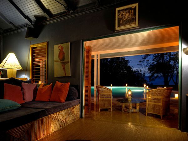 Jamaica Home 960161