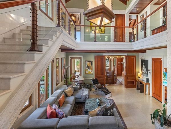 Luxurious Ocean View 10 Bedroom Home Private Pool & Spa