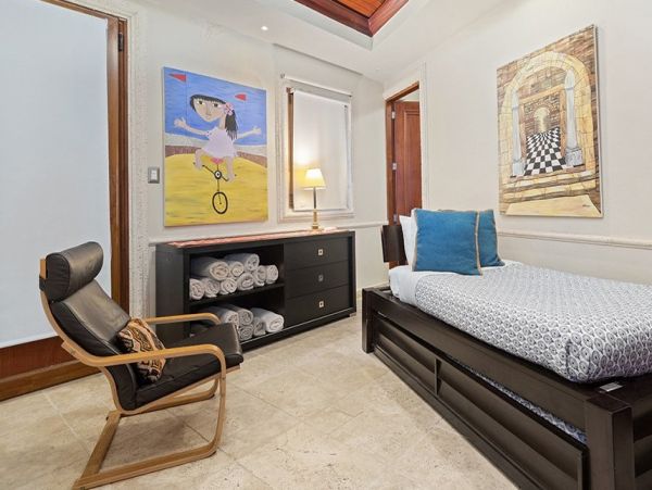 Luxurious Ocean View 10 Bedroom Home Private Pool & Spa