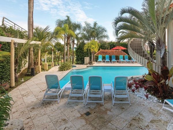 Luxurious Ocean View 10 Bedroom Home Private Pool & Spa