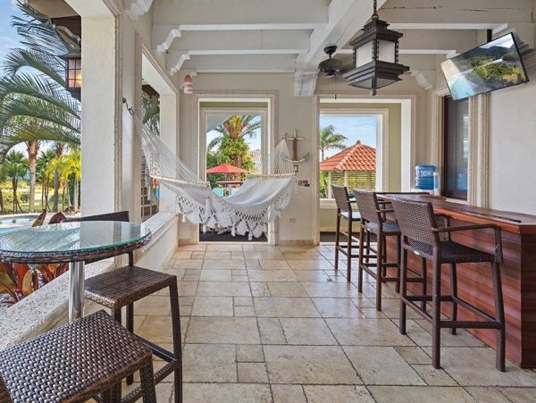 Luxurious Ocean View 10 Bedroom Home Private Pool & Spa