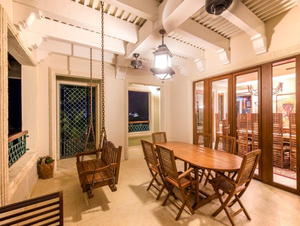 Luxurious Ocean View 10 Bedroom Home Private Pool & Spa